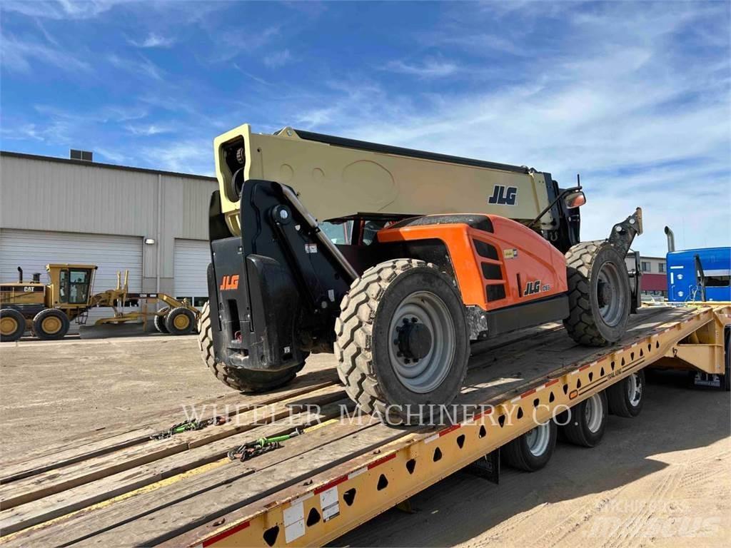 JLG 1055 مناولات متداخلة