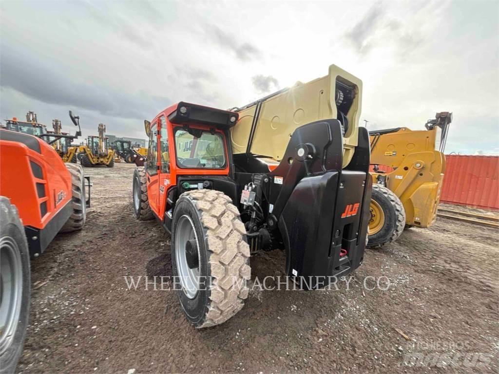 JLG 1255 مناولات متداخلة