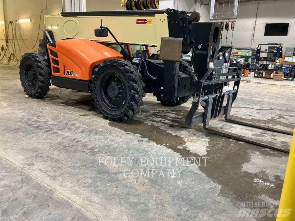 JLG 1255C مناولات متداخلة