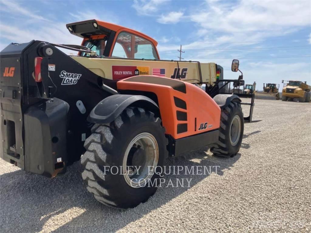 JLG 1644C مناولات متداخلة