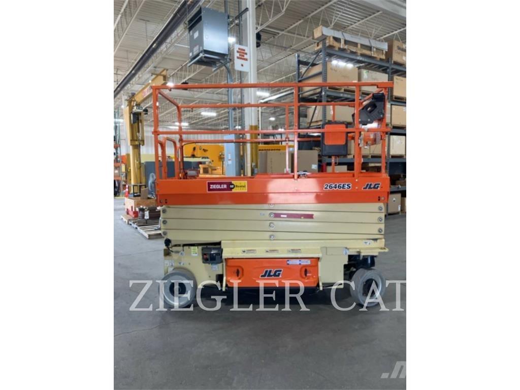 JLG 2646ES رافعات مقصية الشكل