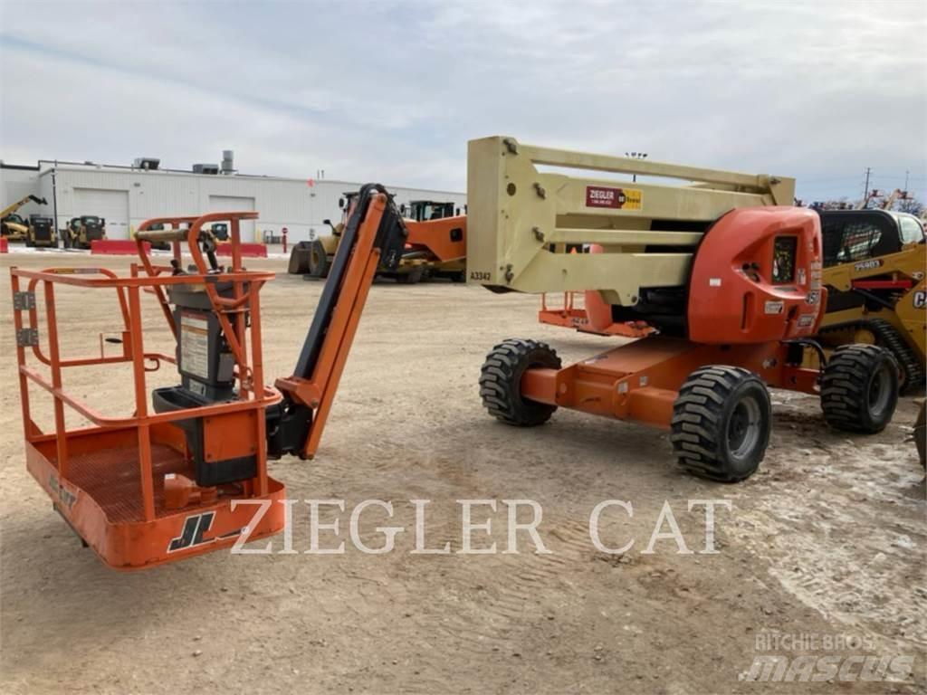 JLG 450AJ رافعات سلة مفصلية