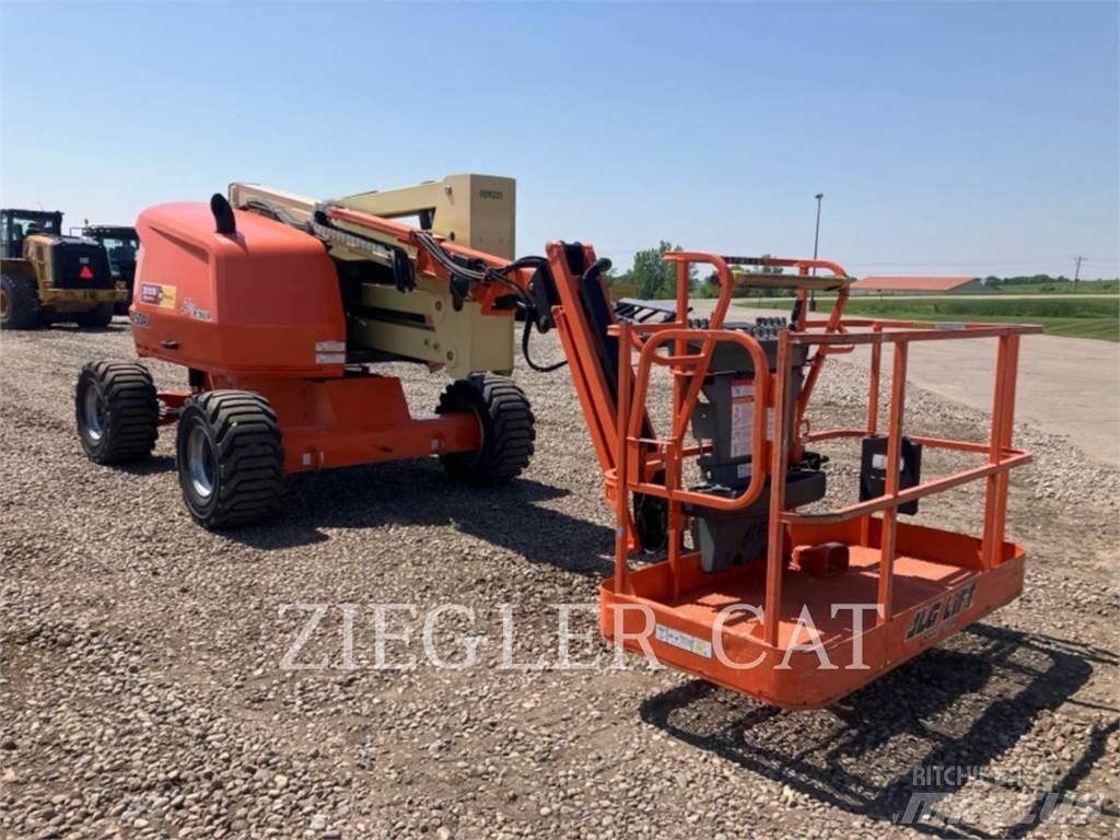 JLG 450AJ رافعات سلة مفصلية