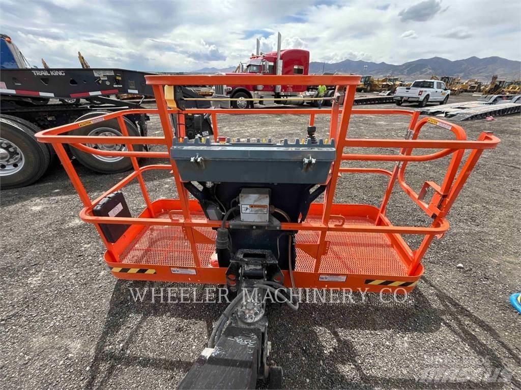 JLG 460SJ SP رافعات سلة مفصلية