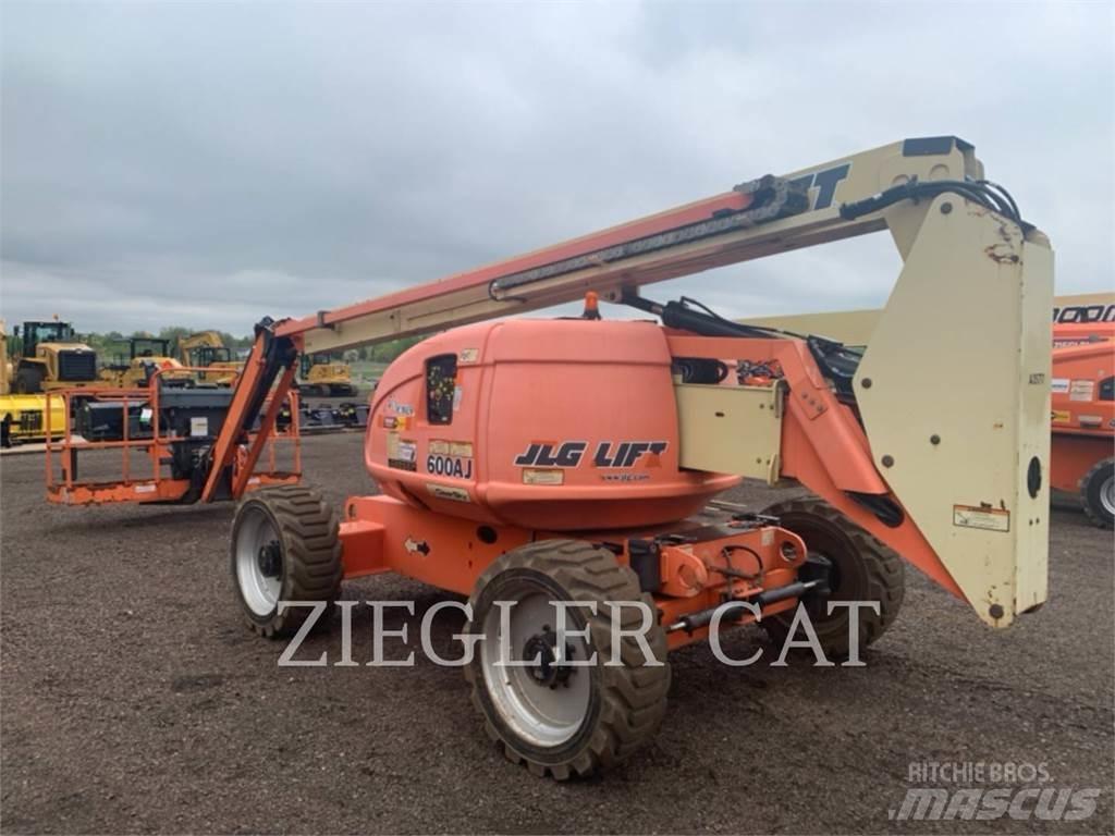 JLG 600AJ رافعات سلة مفصلية