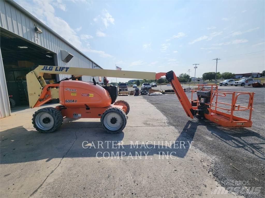 JLG 600AJ رافعات سلة مفصلية