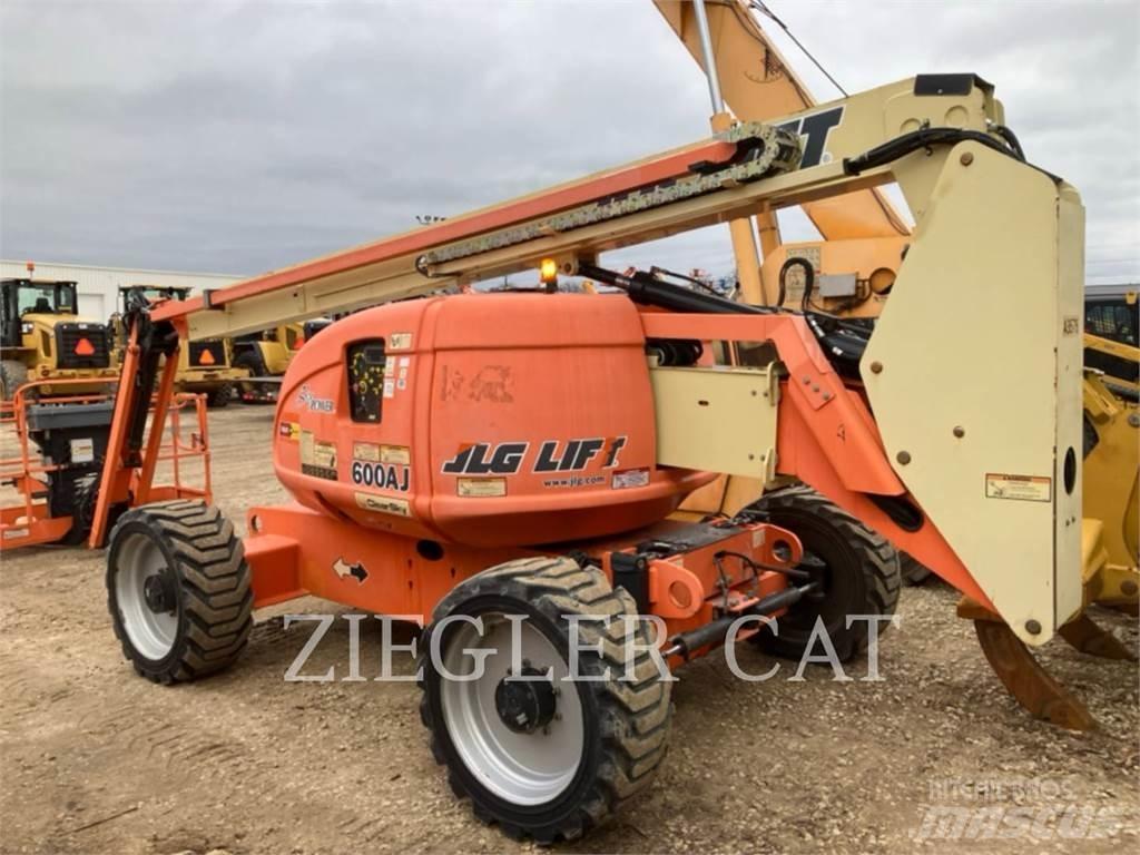 JLG 600AJ رافعات سلة مفصلية