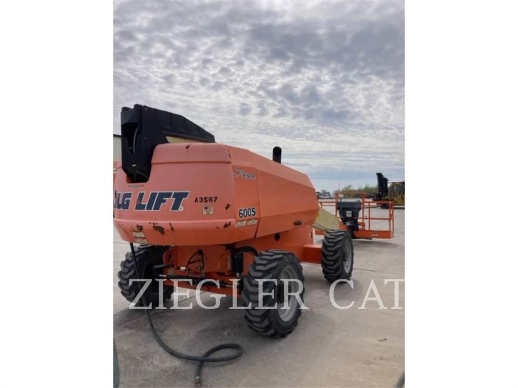 JLG 600S رافعات سلة مفصلية