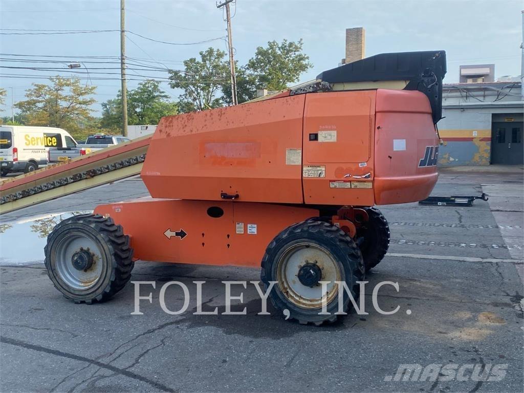 JLG 600S رافعات سلة مفصلية