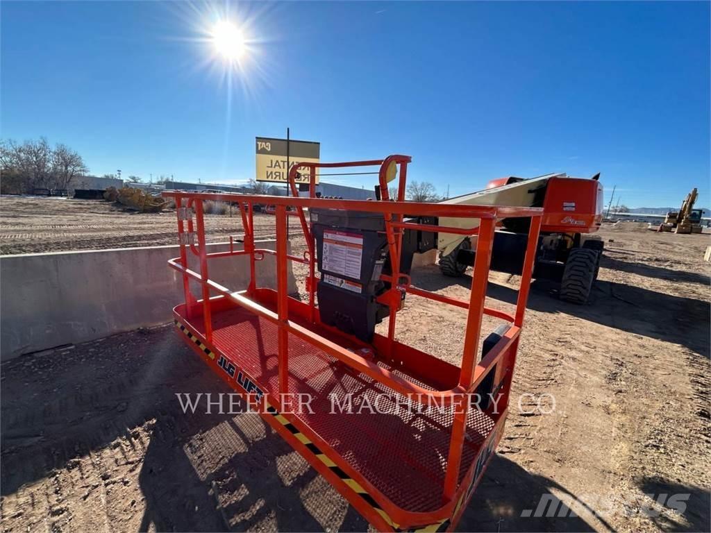 JLG 600S SP رافعات سلة مفصلية