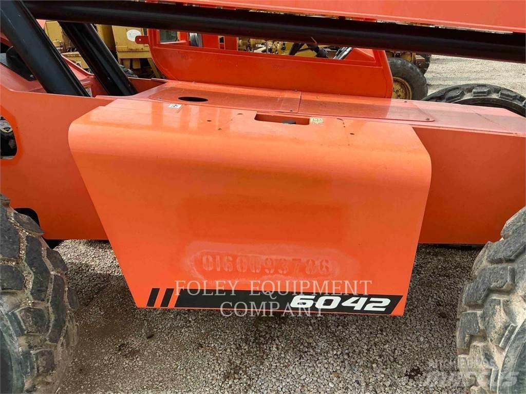 JLG 6042 مناولات متداخلة