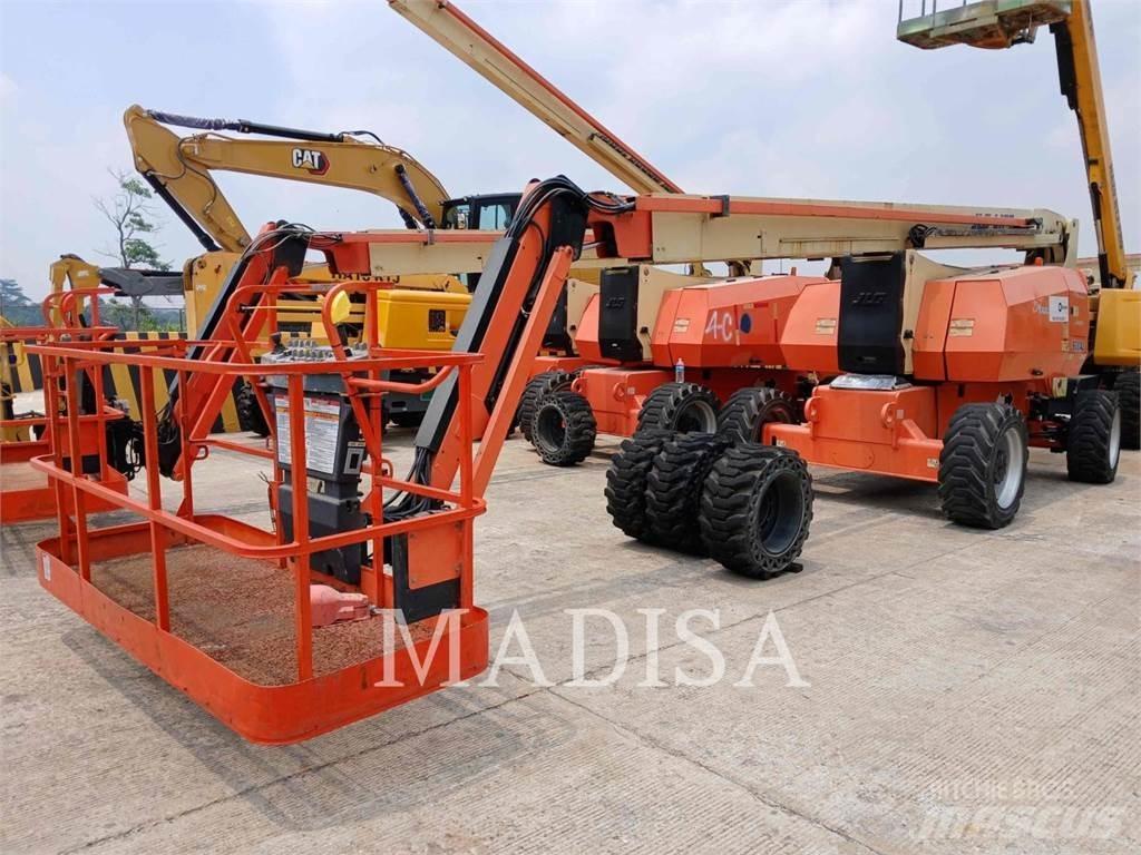 JLG 800 AJ رافعات سلة مفصلية