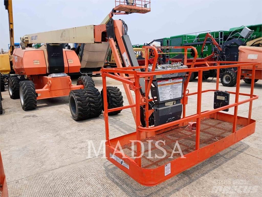 JLG 800 AJ رافعات سلة مفصلية