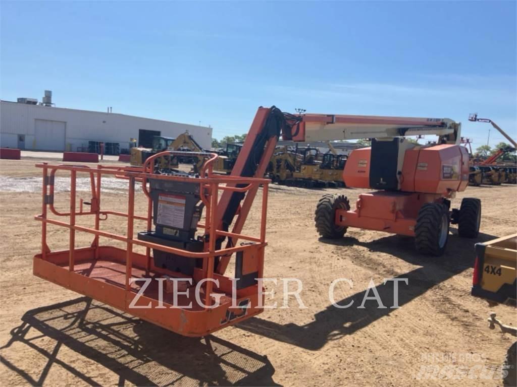 JLG 800AJ رافعات سلة مفصلية