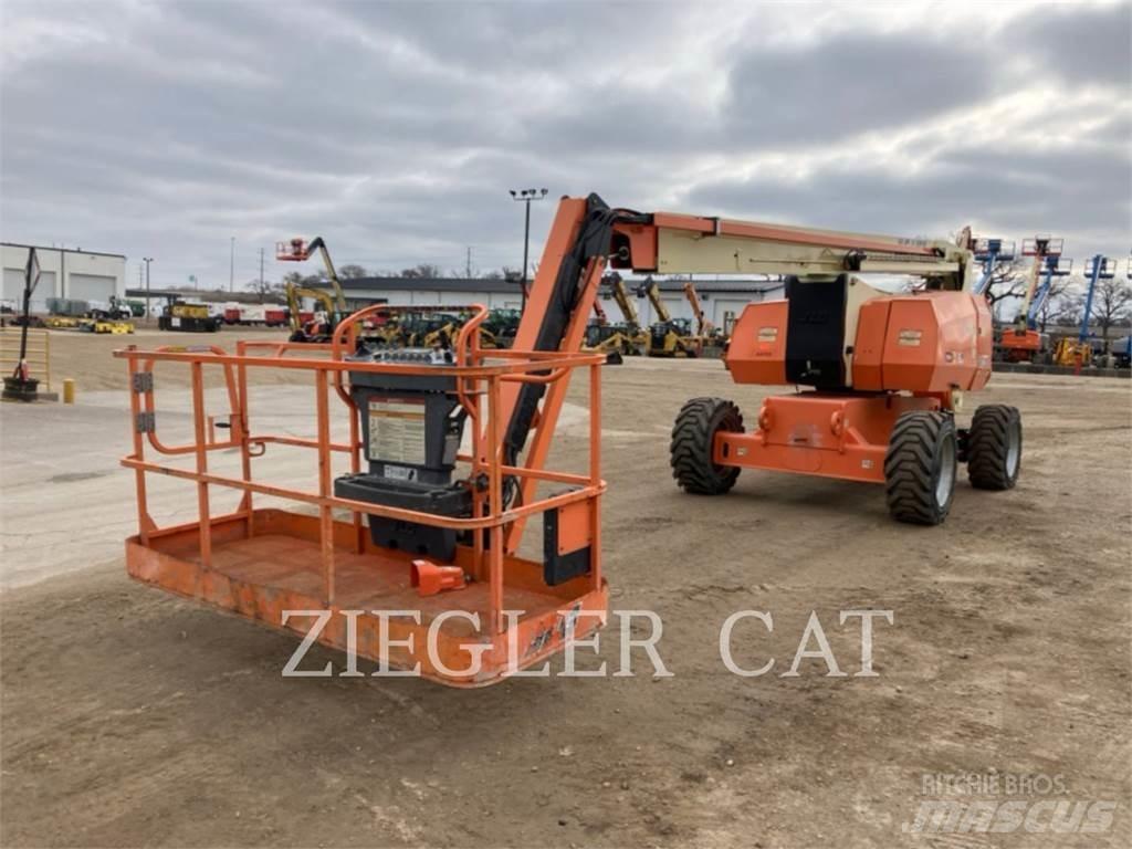 JLG 800AJ رافعات سلة مفصلية