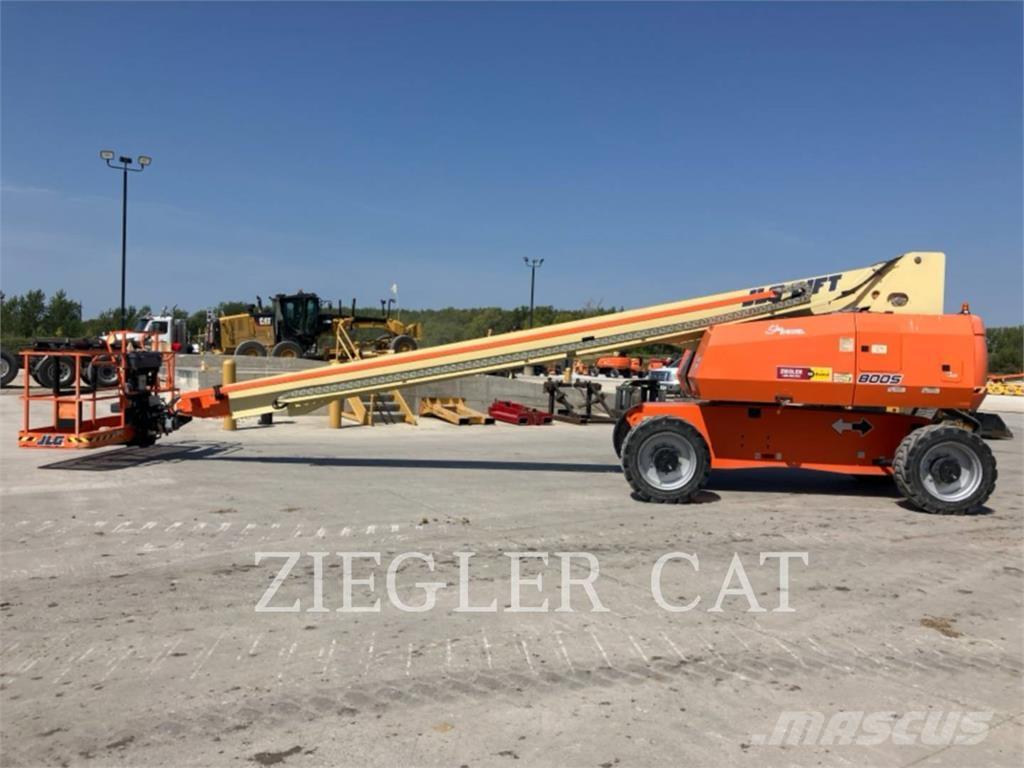 JLG 800S رافعات سلة مفصلية