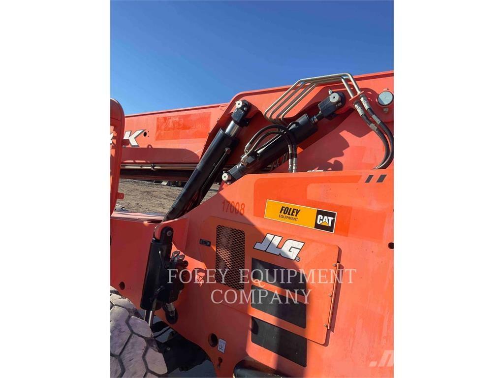 JLG 8042 مناولات متداخلة