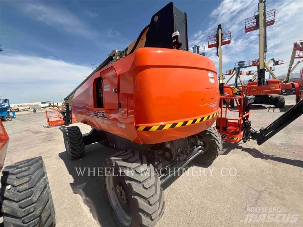 JLG 860SJ SP رافعات سلة مفصلية