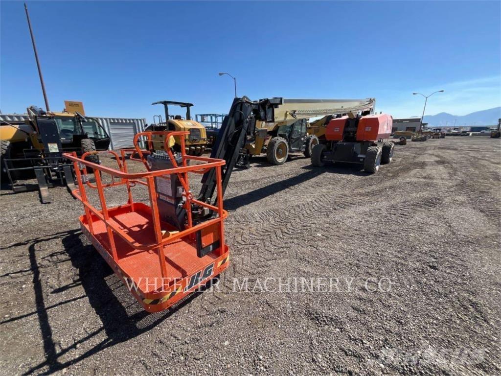 JLG 860SJ SP رافعات سلة مفصلية