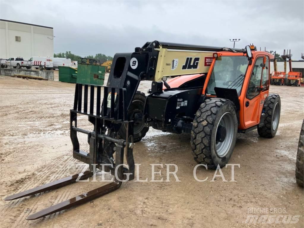 JLG 943 مناولات متداخلة