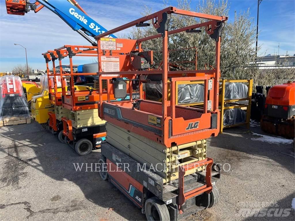 JLG AE1932 رافعات مقصية الشكل