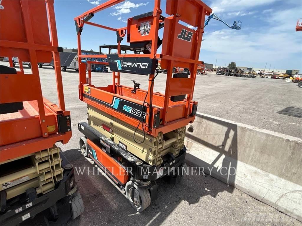 JLG AE1932 رافعات مقصية الشكل