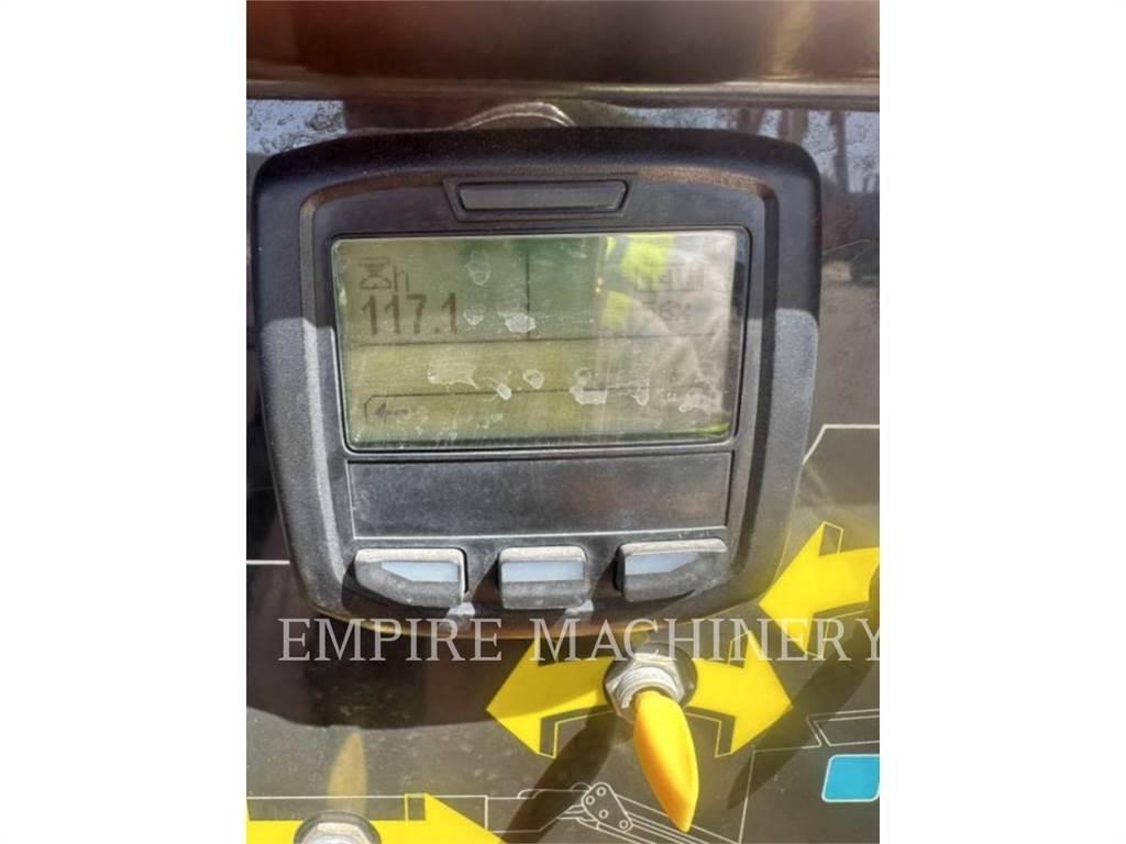 JLG E300AJP رافعات سلة مفصلية