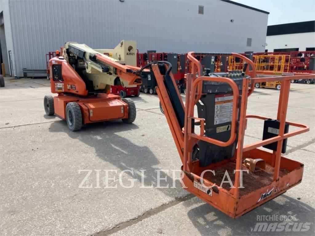 JLG E400AJPN رافعات سلة مفصلية