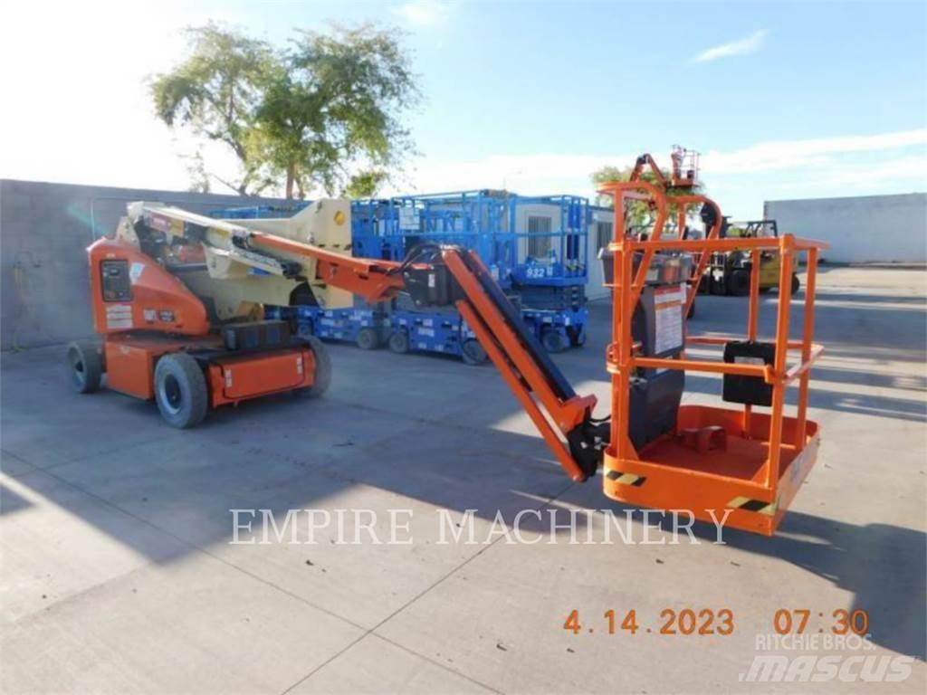 JLG E400AJPN رافعات سلة مفصلية
