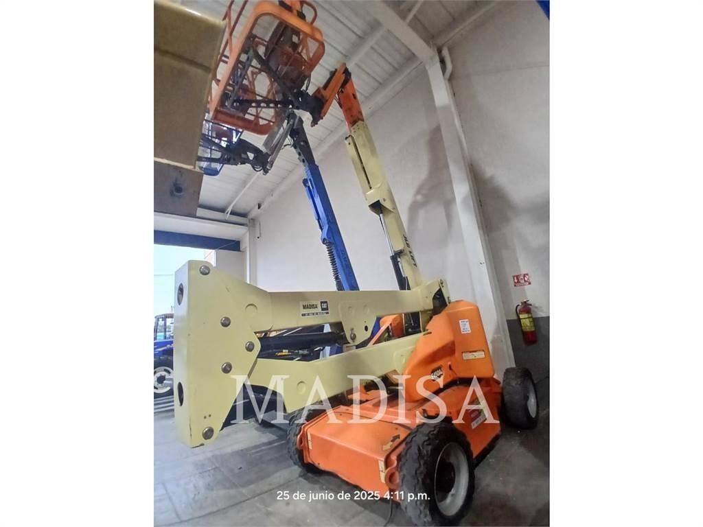 JLG E450AJ رافعات ومنصات أخرى