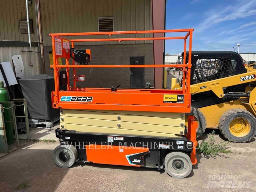 JLG ES2632 رافعات مقصية الشكل