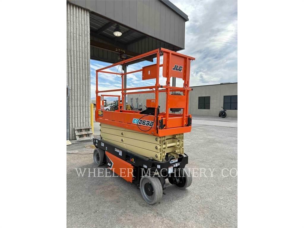 JLG ES2632 رافعات مقصية الشكل