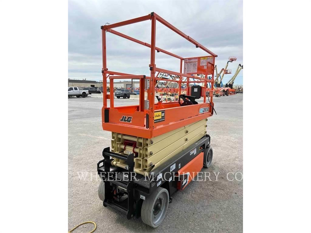 JLG ES2632 رافعات مقصية الشكل