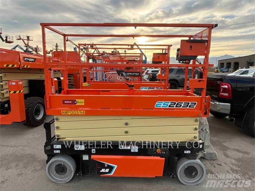 JLG ES2632 رافعات مقصية الشكل