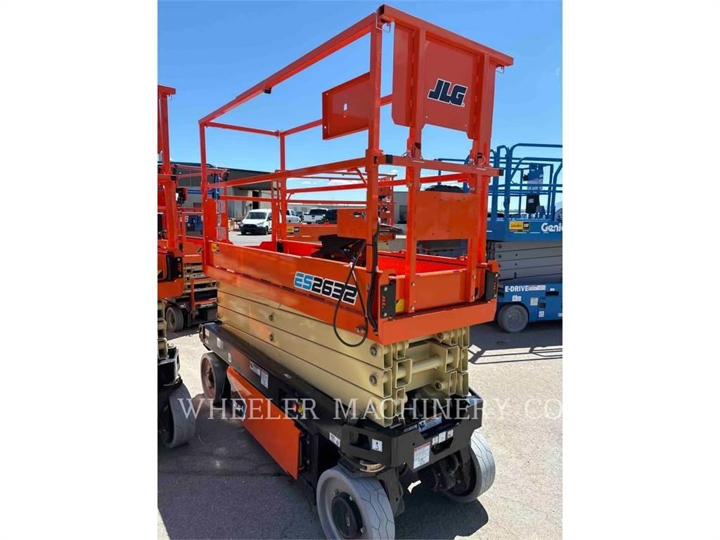 JLG ES2632 رافعات مقصية الشكل