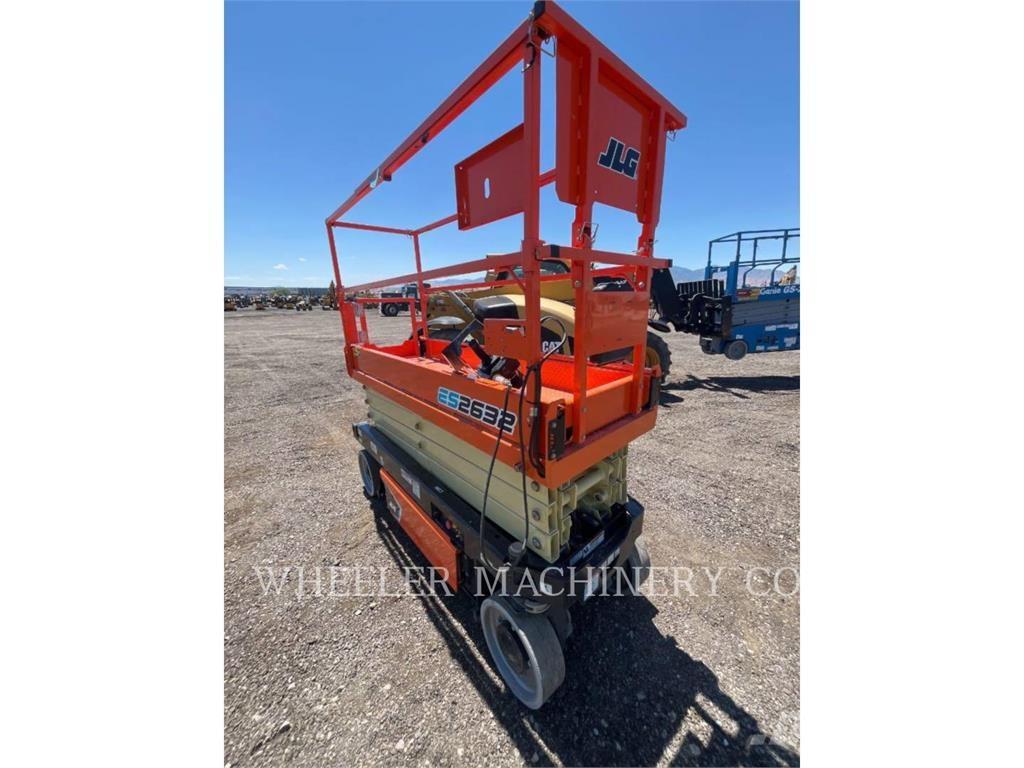 JLG ES2632 رافعات مقصية الشكل