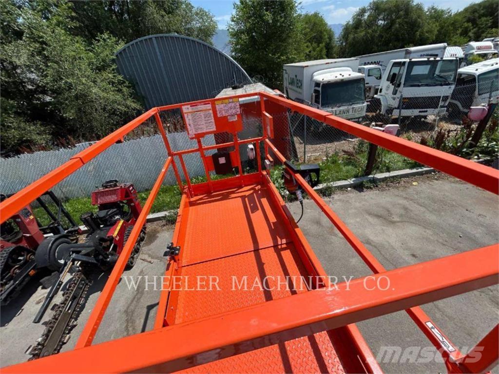 JLG ES3246 رافعات مقصية الشكل
