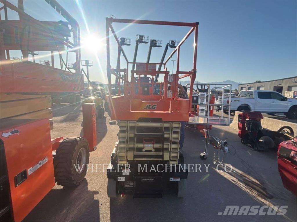 JLG ES4046 رافعات مقصية الشكل