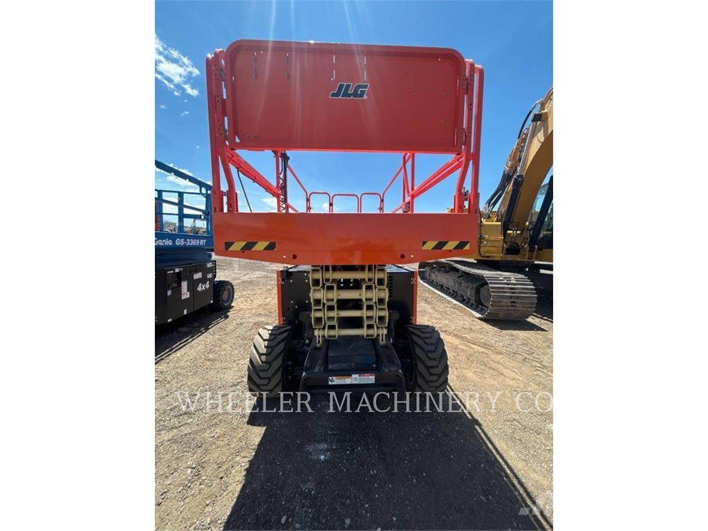 JLG RT3369 رافعات مقصية الشكل