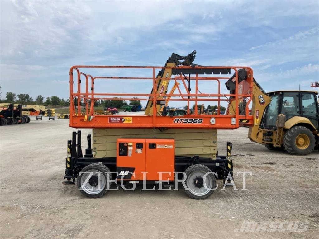 JLG RT3369 رافعات مقصية الشكل