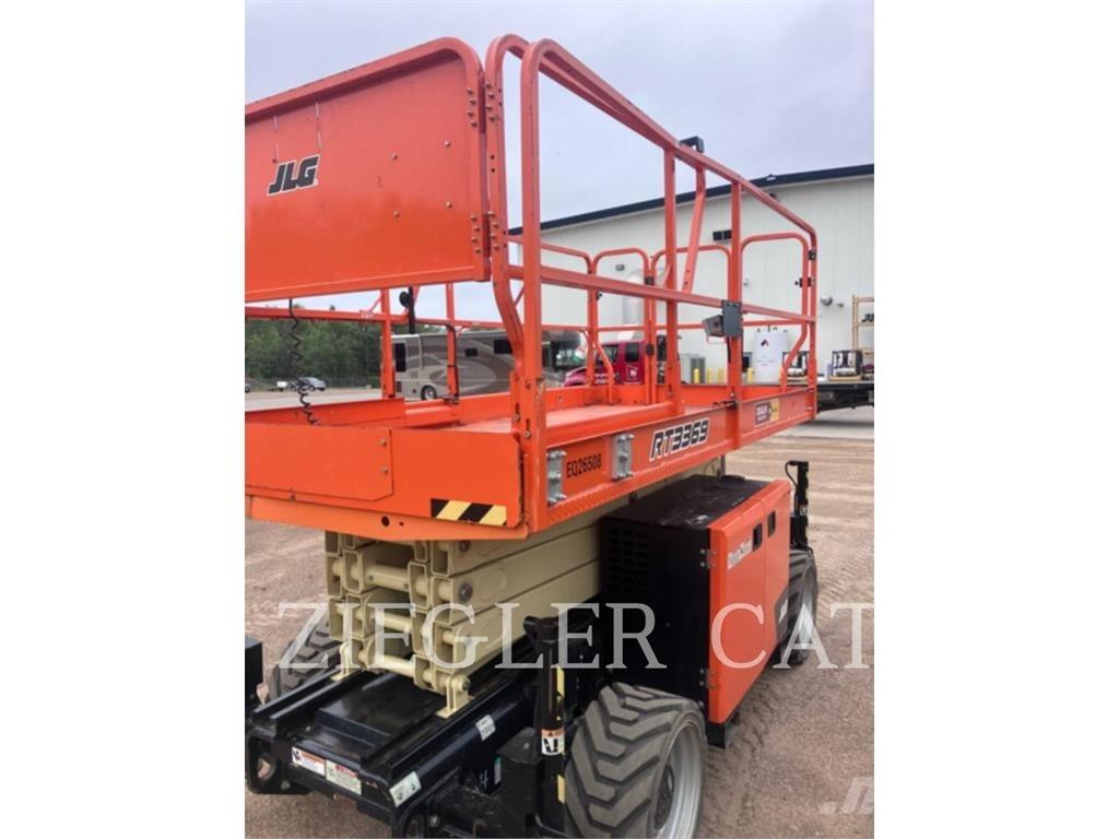JLG RT3369 رافعات مقصية الشكل
