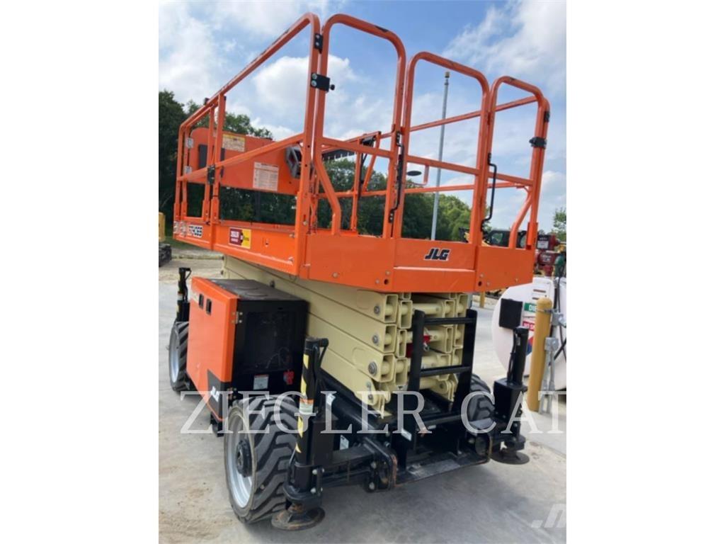 JLG RT4069 رافعات مقصية الشكل