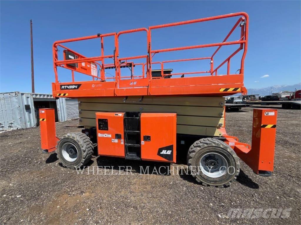 JLG RT4394 رافعات مقصية الشكل