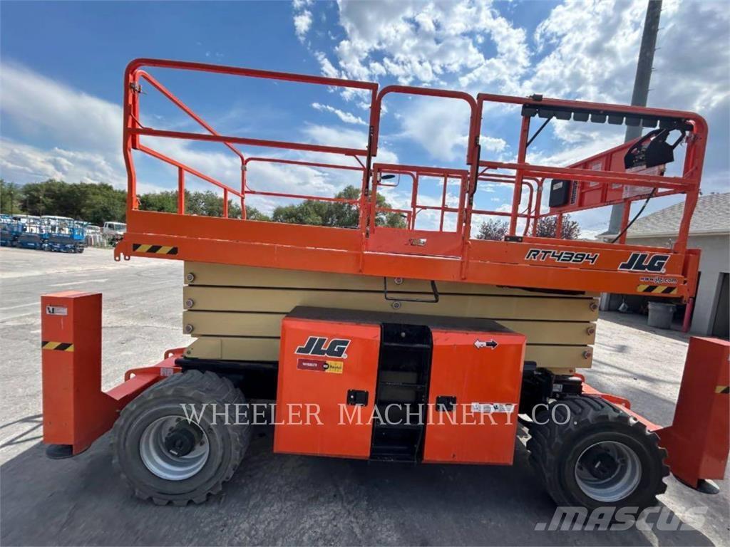 JLG RT4394 رافعات مقصية الشكل