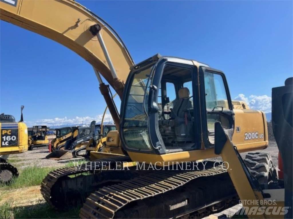 John Deere 200C LC حفارات زحافة