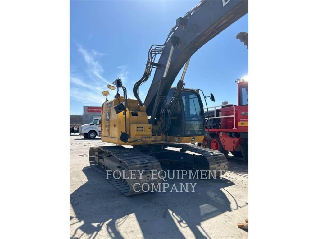 John Deere 245G LC حفارات زحافة