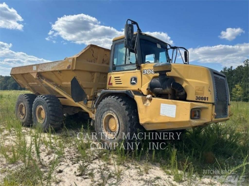 John Deere 300D ساحبات مفصلية