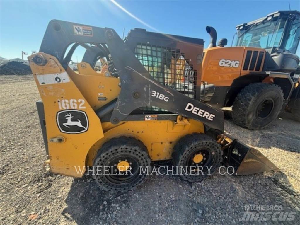 John Deere 318G SSL لوادر انزلاقية التوجيه