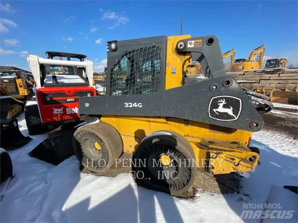 John Deere 324G لوادر انزلاقية التوجيه