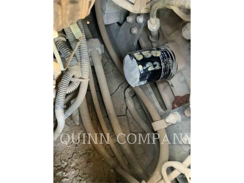 John Deere 333G لوادر زحافة